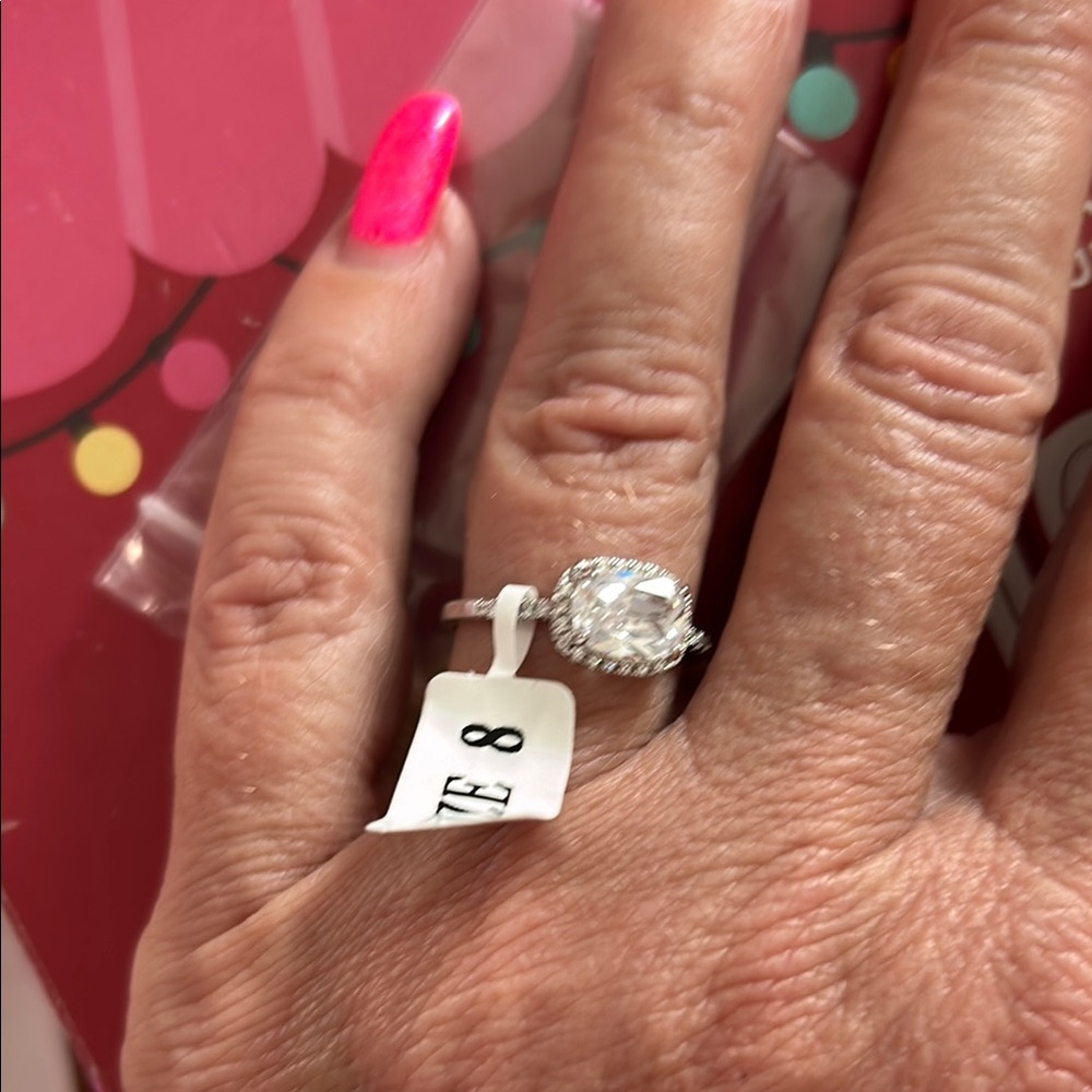 Elegant Silver Oval Ring